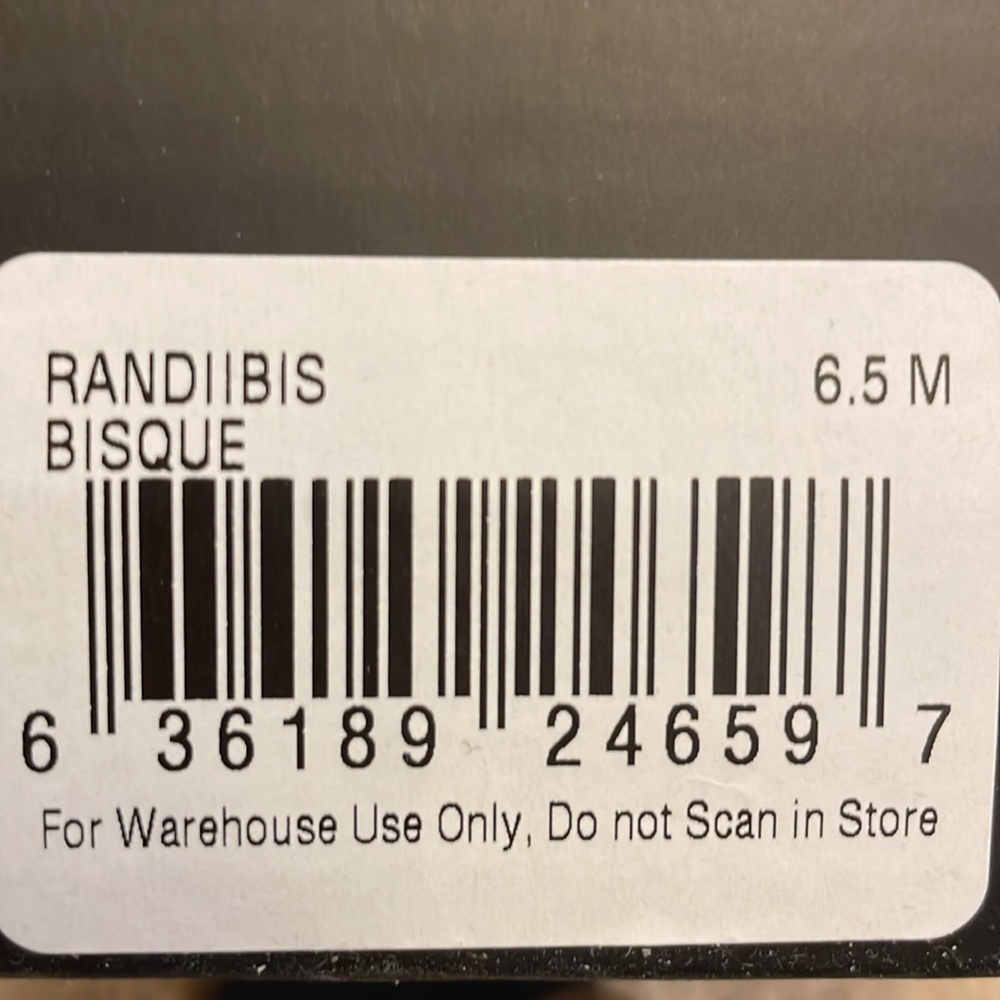 Gorgeous rhinestone embellished stilettos - Picture 4 of 4